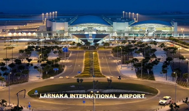 Kıbrıslı Türk Larnaka Havalimanı'nda gümrüksüz sigara ve tütünle yakalandı