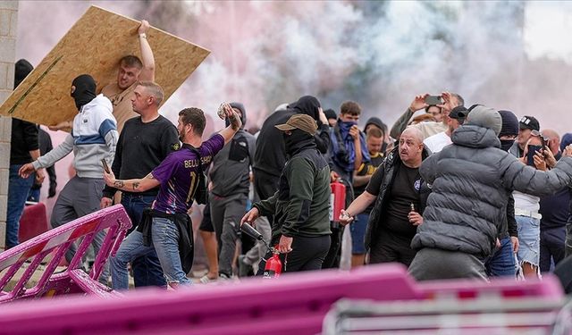 İngiltere'deki Türk toplumu, ülke genelinde yaşanan aşırı sağcı şiddet eylemlerinden endişeli