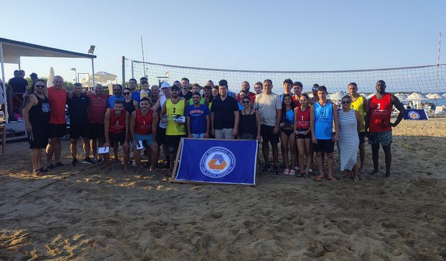 Maraşlı Plaj Voleybol Anı Turnuvası Tamamlandı