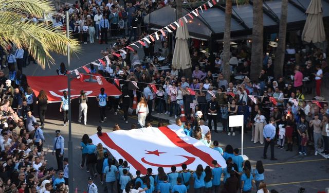 Girne’de "Cumhuriyet Şöleni Korteji" yapıldı