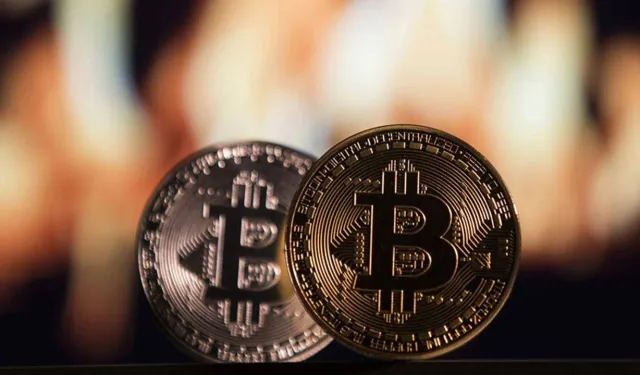 Bitcoin'den yeni rekor: 106 bin doların üzerine çıktı