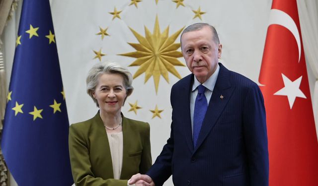 TC Cumhurbaşkanı Erdoğan, AB Komisyonu Başkanı Leyen ile ortak basın toplantısında konuştu...