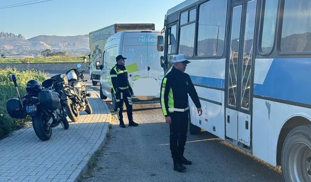 Trafikte kamyon ve kamu işletme izni denetimi… Altı sürücü hakkında yasal işlem