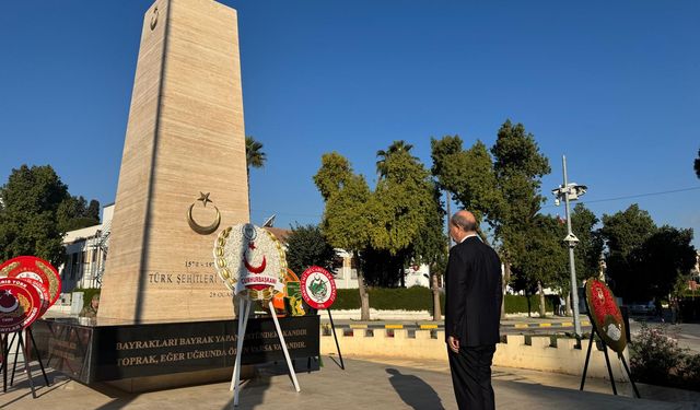 İngiliz Sömürge İdaresine Karşı Direnişin 67. yıl dönümü... Lefkoşa Şehitler Abidesi'nde tören düzenlendi