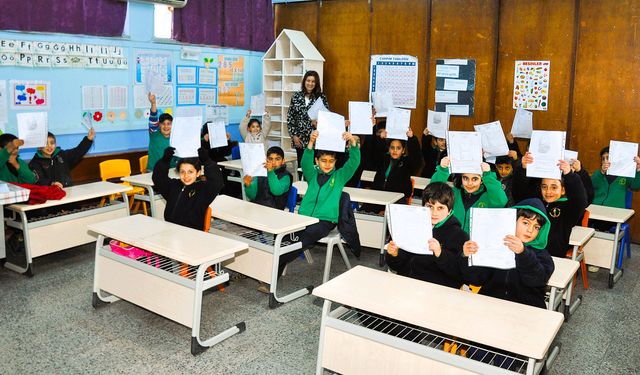 İlk ve orta dereceli okullarda yarın karnelerin alınmasıyla yarıyıl tatili başlıyor