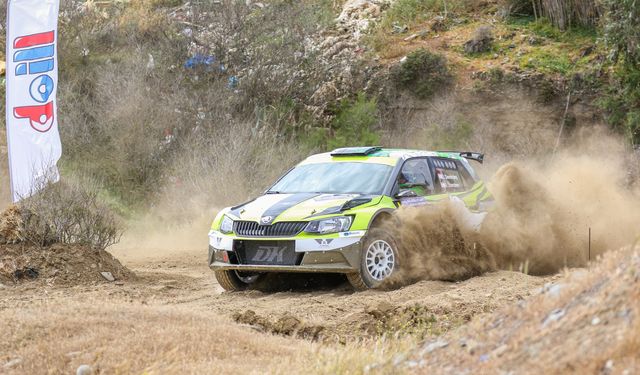 9.Sinde Ralli Sprint yarışı yapılıyor
