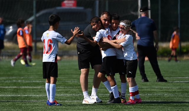 U12’ler Trabzon’da Esiyor