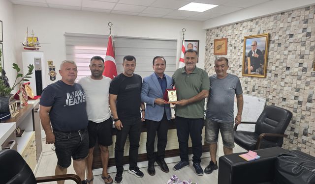 Metin Menekşeli’den Katip Demir’e Teşekkür Ziyareti