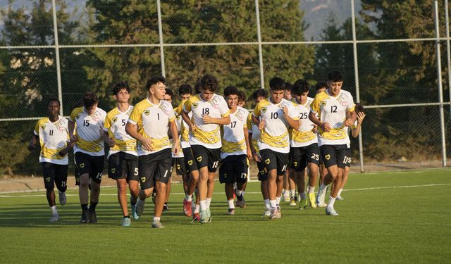 Türk Ocağı Genç Takımı Sezonu Açtı