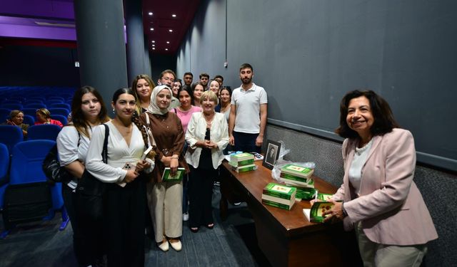 Neclâ Salih Suphi anısına şiir söyleşisi ve kitap tanıtımı yapıldı