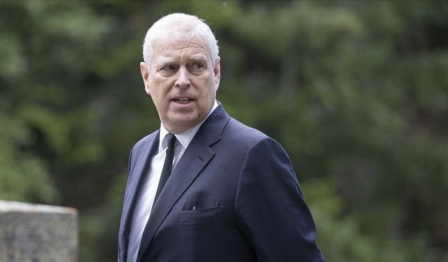 İngiltere Kralı Charles, kardeşi Prens Andrew'un ünvanlarını geri aldı