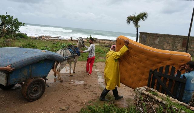 Küba'da Melissa Kasırgası nedeniyle 735 binden fazla kişi tahliye edildi