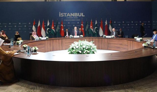 İstanbul’da Gazze toplantısı başladı