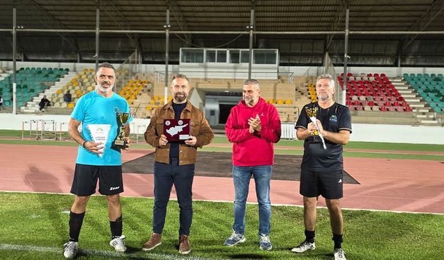 KTÖS ve POED, Güzelyurt’ta dostluk maçı yaptı