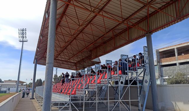 İskele’ye yeni tribün