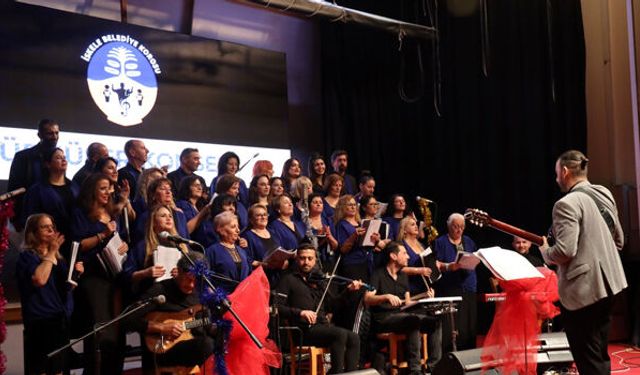 İskele Belediye Korosu, 11. yaşını türküler konseri ile kutladı
