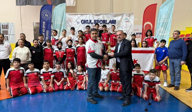 Kıckboksçularımız Türkiye’de Kürsüde