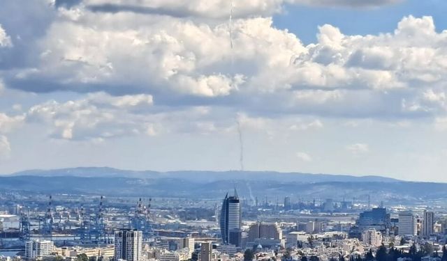 İran, “Hayber Şiken" füzesiyle İsrail’i vurdu: Tel Aviv, Hayfa ve Batı Kudüs hedef alındı