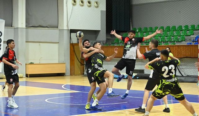 Erkeklerde UKÜ ve Darbaz Finalde