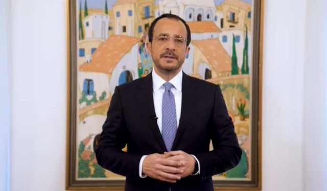Hristodulidis ve RMMO mensupları "Bastille Günü'ne" katılacak