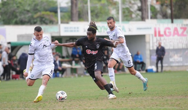 Yenicami, Yeşilova’yı 90+6’da “YAK “tı..! (2-3)