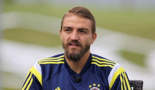 Eski Türk milli futbolcu Caner Erkin, kariyerini noktaladı