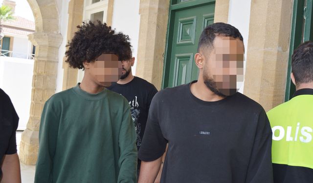 Hintkeneviri ve Kokainle Yakalanan İki Zanlı Mahkemeye Çıkarıldı