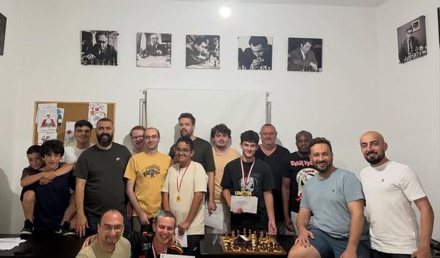 Altın Piyon Elit Satranç Turnuvasında Heyecan Vardı