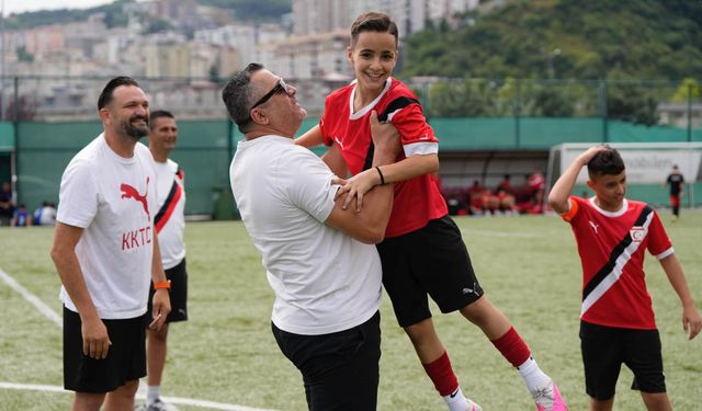 Ekmekçi "Perdeyi Artık Açmanın Zamanı Geldi"