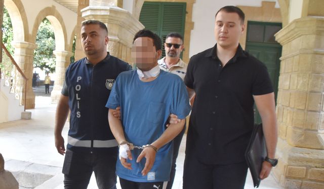 Genç Kadını Bıçaklayan Marketteki Dehşetin Zanlısına 7 Gün Daha Tutukluluk