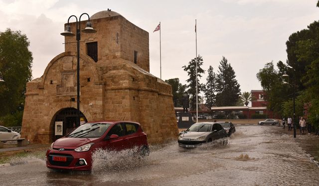 Yarın iç kesimlerde kısa süreli sağanak bekleniyor