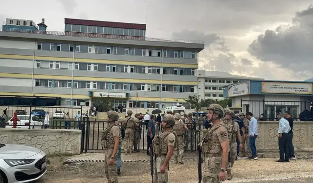 Osmaniye'de okulda silahlı saldırı: Öğretmen hayatını kaybetti