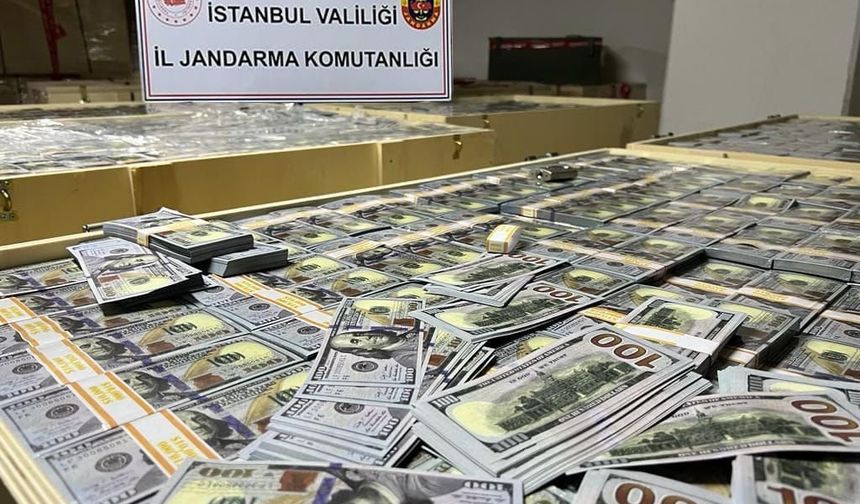 İstanbul'da 100'lük banknotlar halinde sahte 1 milyar dolar ele geçirildi