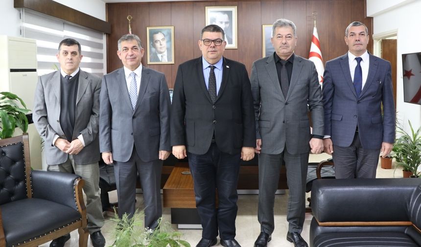 Maliye Bakanı Berova, LAÜ Rektörü Yükselen'i kabul etti