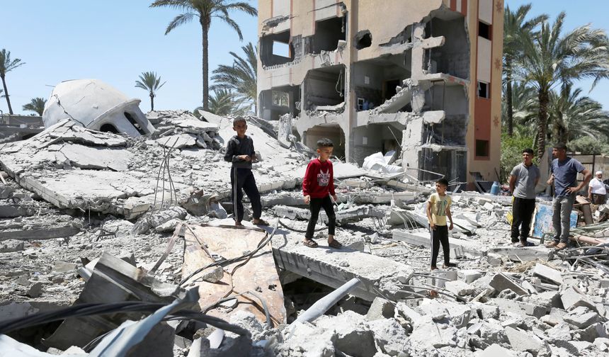 Gazze'deki okulların yüzde 80'inden fazlası yıkıldı veya hasar gördü