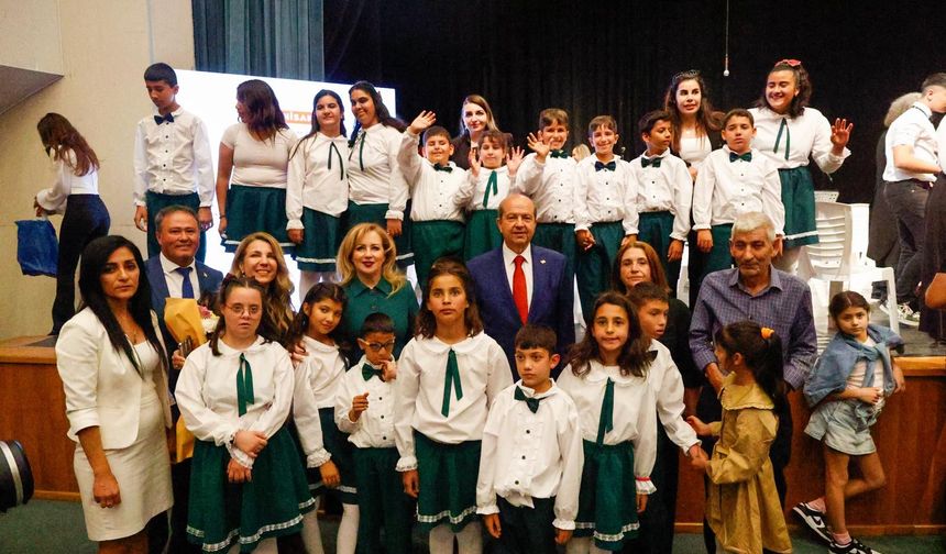 Cumhurbaşkanı Ersin Tatar ve eşi Sibel Tatar, 23 Nisan Ulusal Egemenlik ve Çocuk Bayramı Konserini izledi