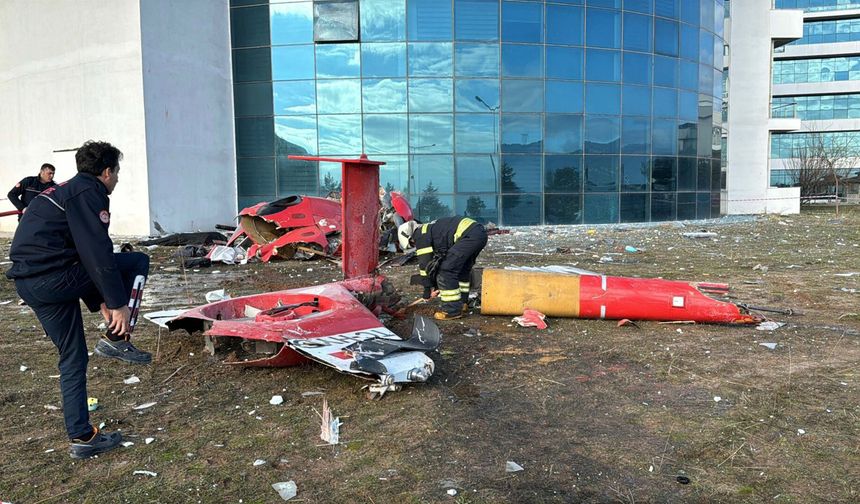 Muğla’da ambulans helikopter hastaneye çarpıp düştü.. 4 ölü