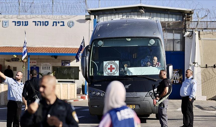 Gazze'de ateşkes ve esir takası anlaşmasının ilk aşamasında bırakılacak 33 İsrailli esirin listesi yayımlandı