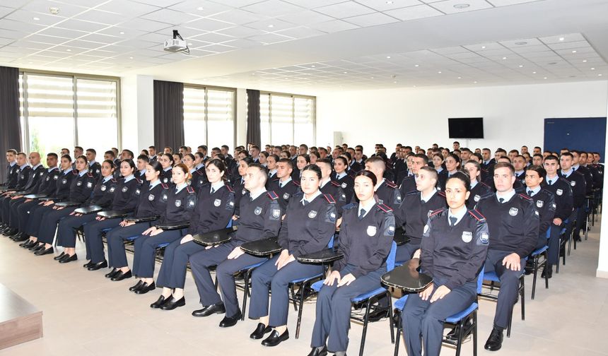 Polis memuru aday adayları temel eğitimlerine başladı