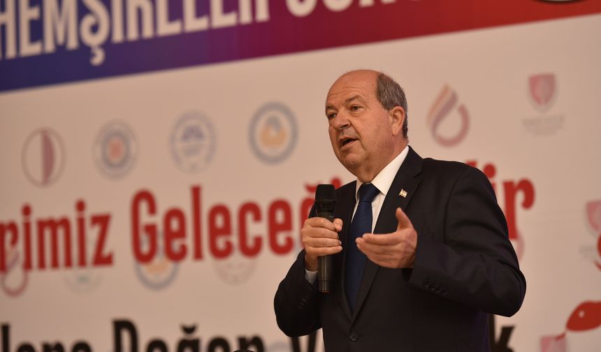 Tatar: “Hemşireler ve ebeler, dil, din, ırk ayrımı yapmadan her türlü insana hizmet vererek KKTC’yi yüceltiyor”