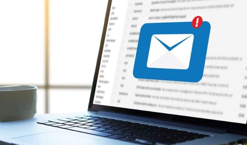 Güney'de okullara “Allah” yazılı e-postalar gönderildi