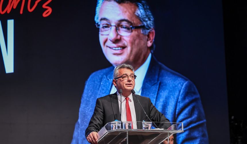 Erhürman çarşamba günü ekonomistlerle buluşacak