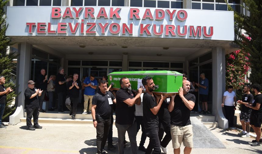 Erdinç Gündüz son yolculuğuna uğurlandı… Gündüz için BRTK’da tören düzenlendi