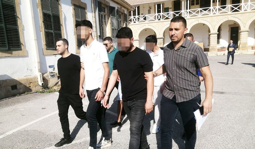 Silah ve Mermilerle Yakalanan Üç Zanlının Tutukluluğu Uzatıldı