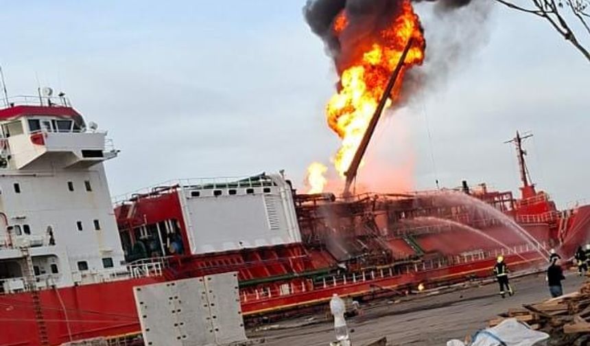 TC Denizcilik Müdürlüğünden açıklama: “Türk bayraklı gemi Ukrayna'da isabet aldı”