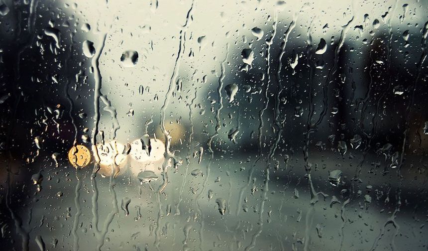 Yarın, salı ve çarşamba yağmur ile fırtına bekleniyor… Pazar ve pazartesi sıcaklık 25 dereceye kadar yükselecek