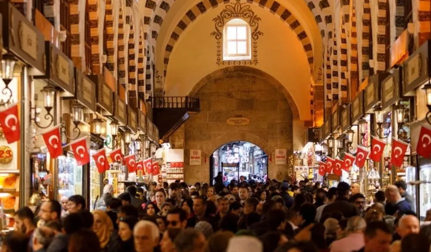 Kapalıçarşı'daki döviz istasyonları üzerinden para aklandığı iddiasıyla yürütülen soruşturmada 4. operasyon