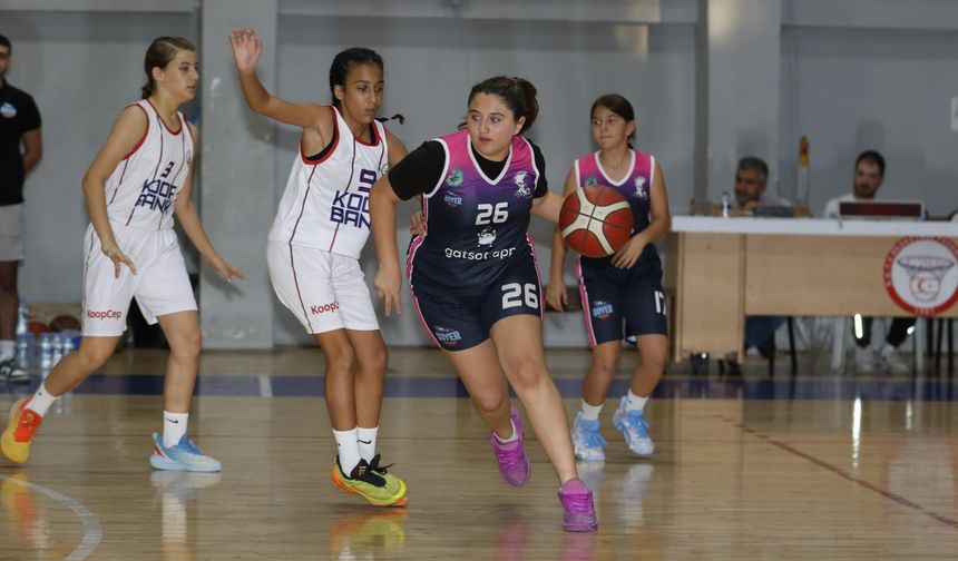 Gençler Parkede Rekabet İçinde