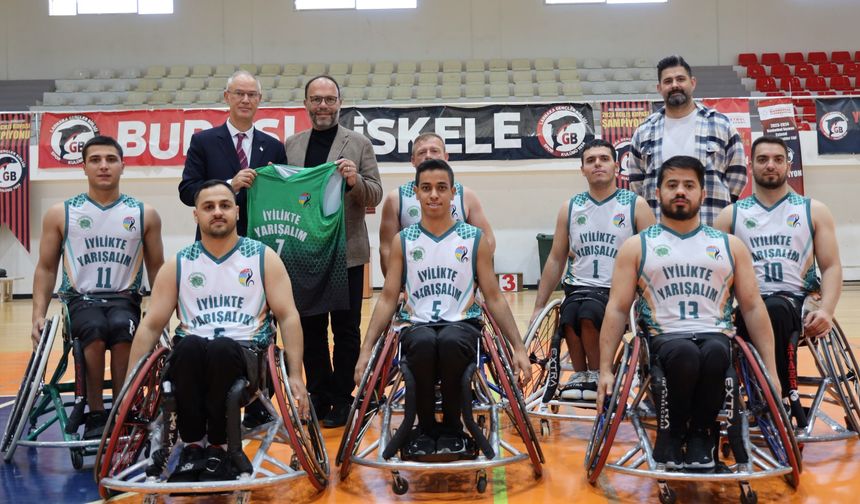 KKTC Vakıflar Tekerlekli Sandalye Basketbol Takımı İskele’de farkındalık maçına çıktı