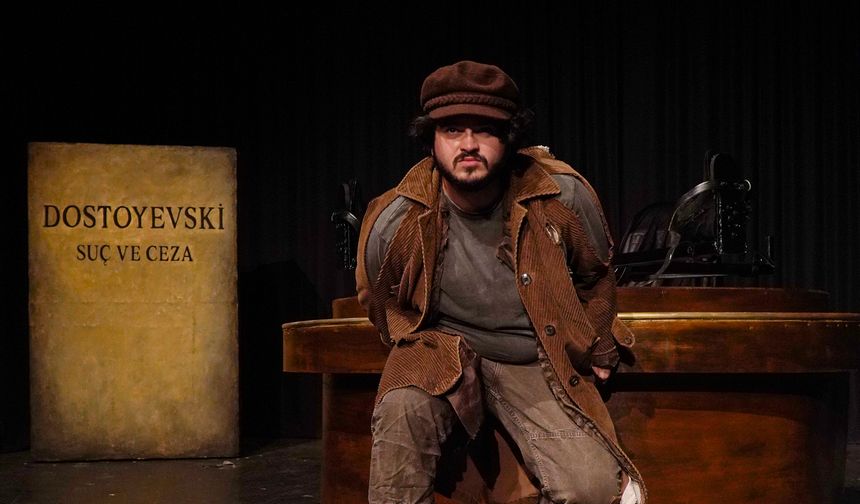 Girne Belediyesi Oda Tiyatrosu’nun "Raskolnikov" oyununun Ocak biletleri satışa çıktı